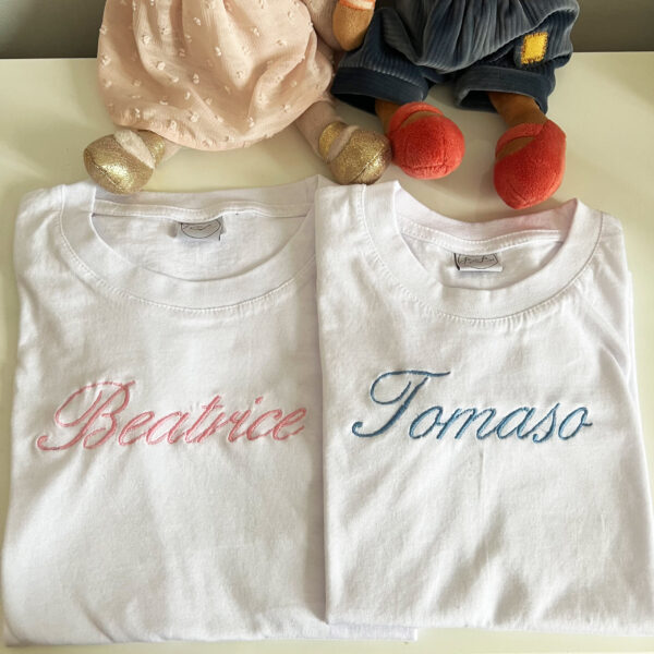 T-shirt Bibibaby con nome ricamato